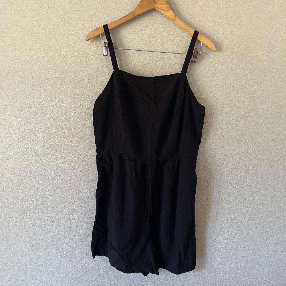 Old Navy Black Cami Romper Size L Tall
